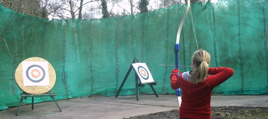 Outdoor activities for teens - Archery