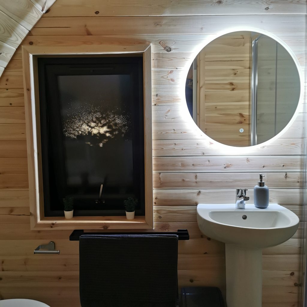 Christmas Glamping Northern Ireland at Share Discovery Village (Fermanagh)